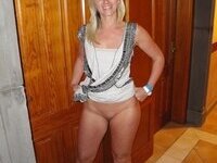 Sexy blond MILF homemade porn collection