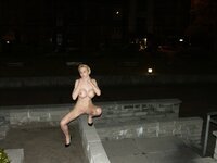 Blond amateur MILF sexlife private pics