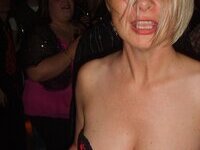 Kinky blond amateur MILF private nude pics