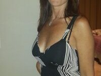 Sex at hotel room with brunette MILF