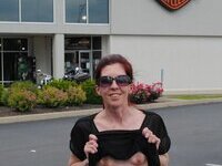 Skinny mature mom with small tits homemade pics