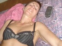 Sex with mature mom at home
