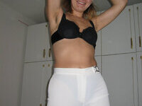 Blond amateur wife posing for hubby
