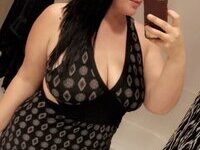 Curvy BBW MILF sexlife private pics