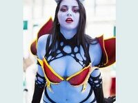Sexy cosplayer babe