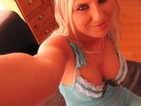 Amazing amateur blonde babe self pics
