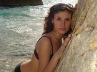 Amateur girl posing at seaside