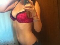 Hot self pics from amateur girl