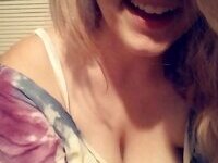 Young amateur girl showing her big tits