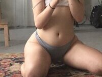 Nude self pics from shy amateur girl