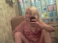 Blonde amateur teen GF selfies