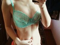 Skinny but sexy amateur girl pics collection