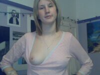 Pretty amateur blonde wife homemade pics collection