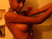 Ebony amateur girl exposed