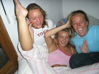 Amateur blonde with friends nn pics