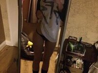 Pretty young amateur GF selfies collection