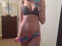 Smiley amateur babe exposing herself