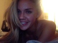 Beautiful amateur blonde exposing herself on sweet self pics