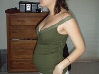 Real girlfriend nudes and pregnant pics collection