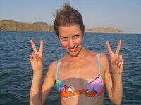 Замужняя шлюха предлагает себя / Married whore offers herself