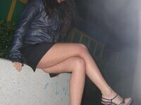 Amateur Italian brunette