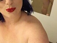 Bi curvy teen GF selfies
