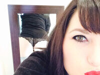 Bi curvy teen GF selfies