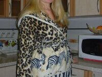Blonde eastern European girlfriend homemade photo shooting