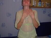Blonde eastern European girlfriend homemade photo shooting