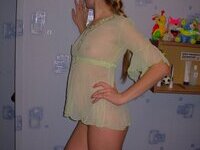 Blonde eastern European girlfriend homemade photo shooting