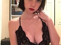 Cute and horny teen selfies