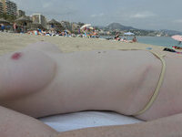 Exhibitionist wife Mia