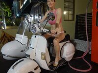 Exhibitionist wife Mia