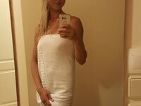 Mature German selfie nudes