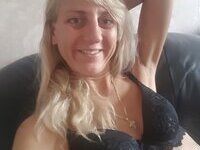 Mature German selfie nudes