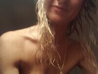 Mature German selfie nudes