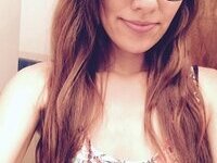 American soccer mom shared hot selfies