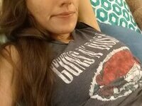 American soccer mom shared hot selfies