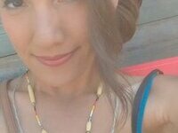 American soccer mom shared hot selfies
