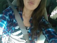 American soccer mom shared hot selfies