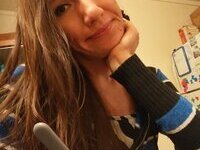 American soccer mom shared hot selfies