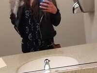 American soccer mom shared hot selfies