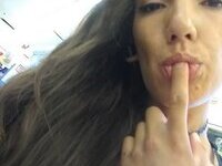 American soccer mom shared hot selfies