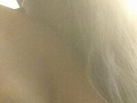 American soccer mom shared hot selfies