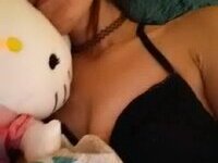 American soccer mom shared hot selfies