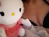 American soccer mom shared hot selfies