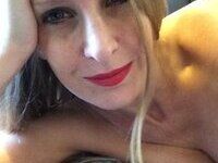 Horny selfie MILF