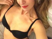 Horny selfie MILF