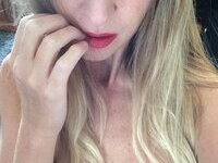 Horny selfie MILF