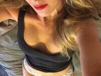 Horny selfie MILF